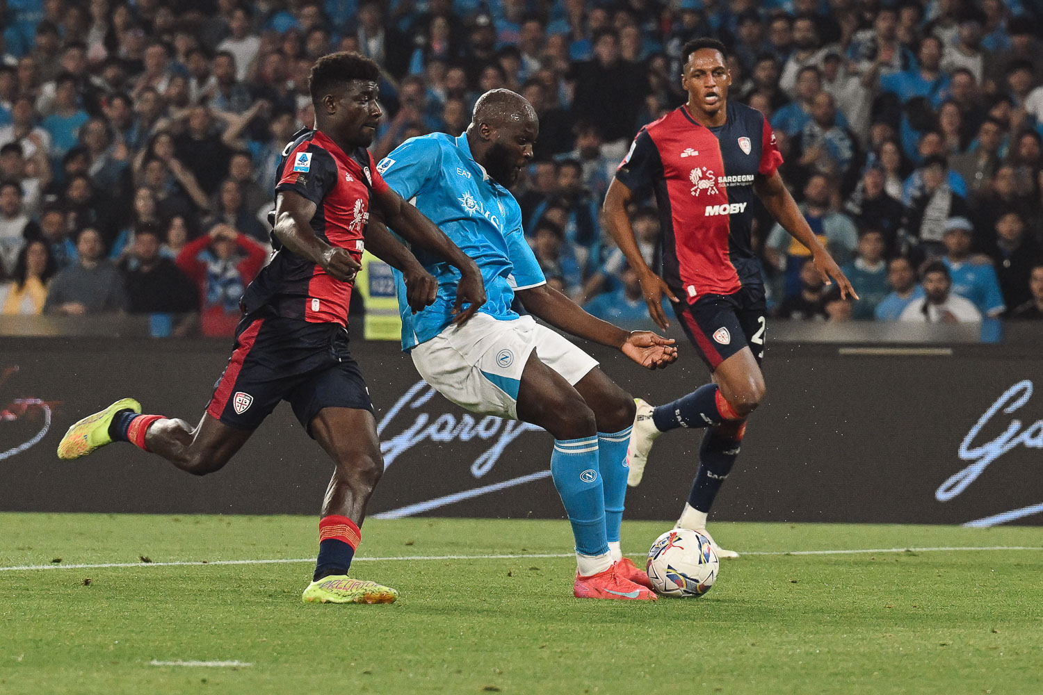 Napoli - Cagliari 2 - 0-3476