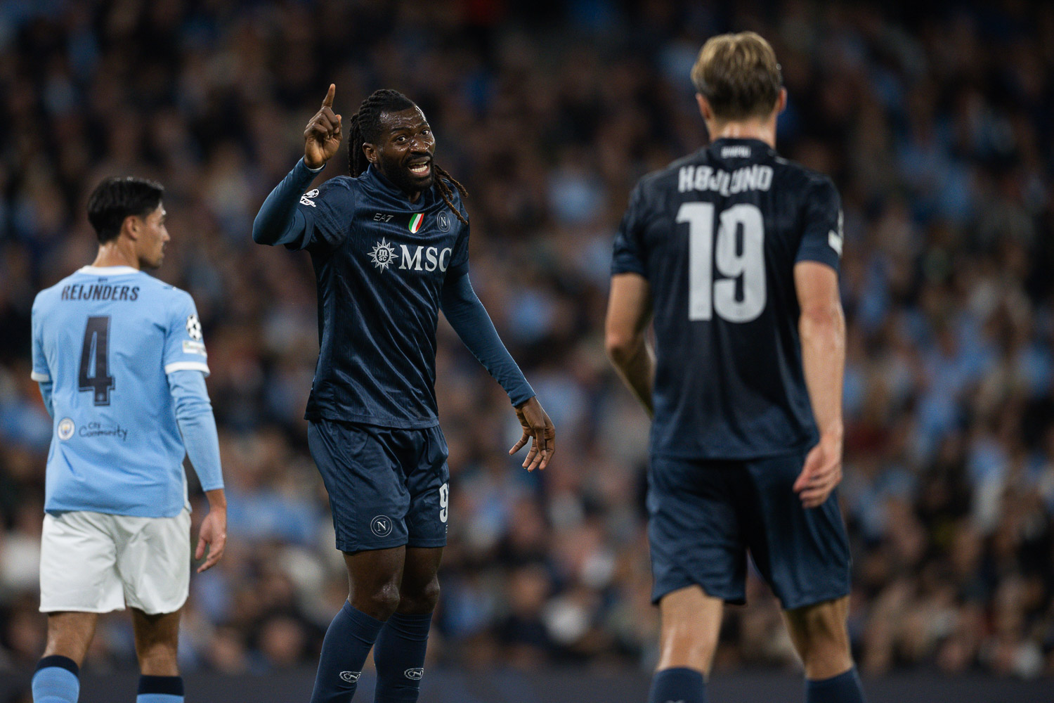 Manchester City - Napoli 2 - 0-3534