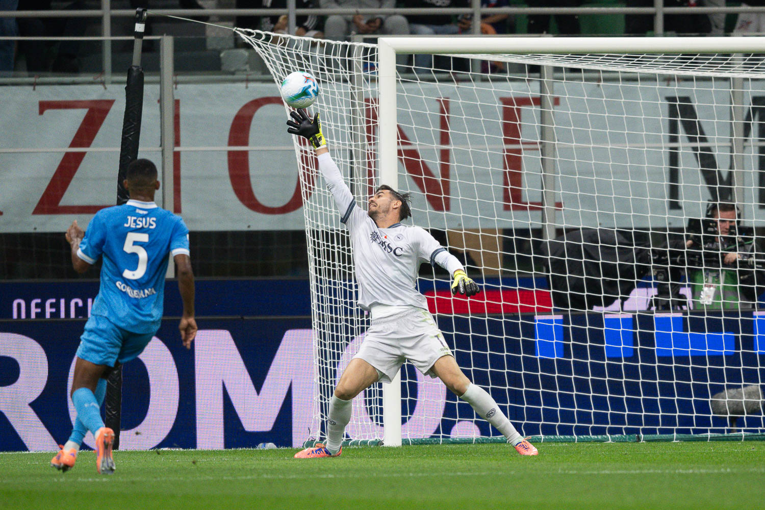 Milan - Napoli 2 - 1-3554