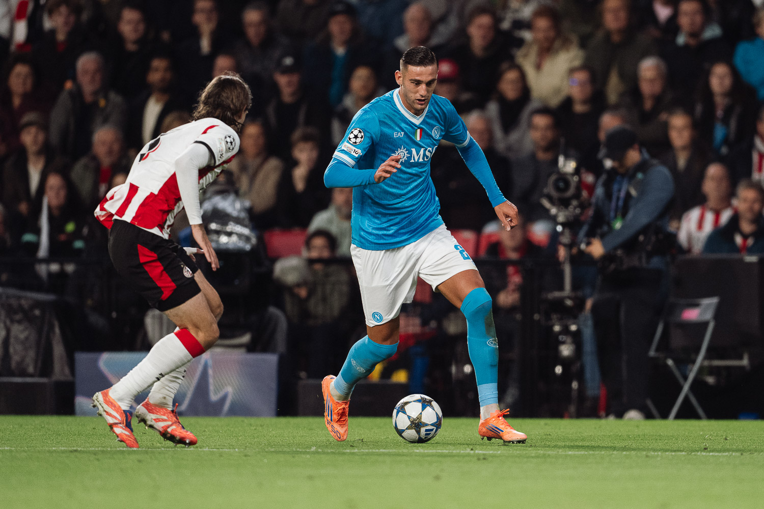 PSV Eindhoven - Napoli 6 - 2-3586