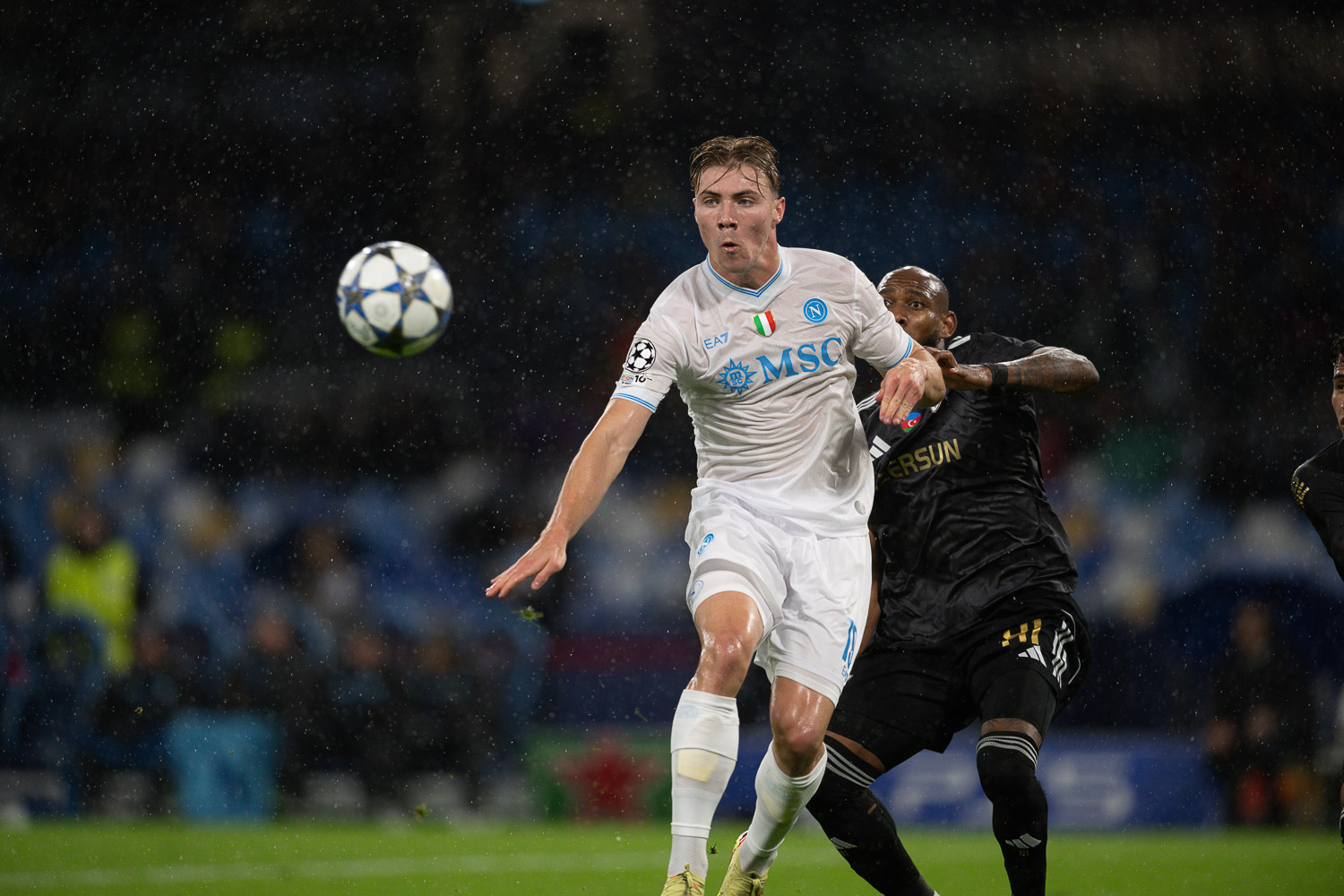 Napoli - Qarabağ 2 - 0-3689