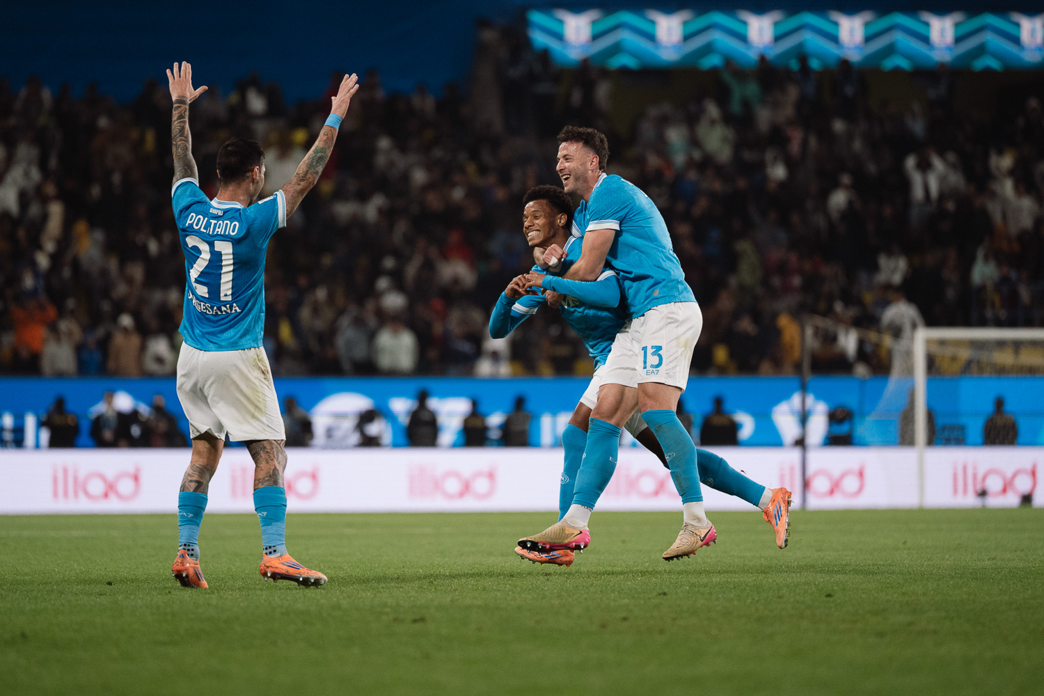 Napoli - Bologna 2 - 0-3765