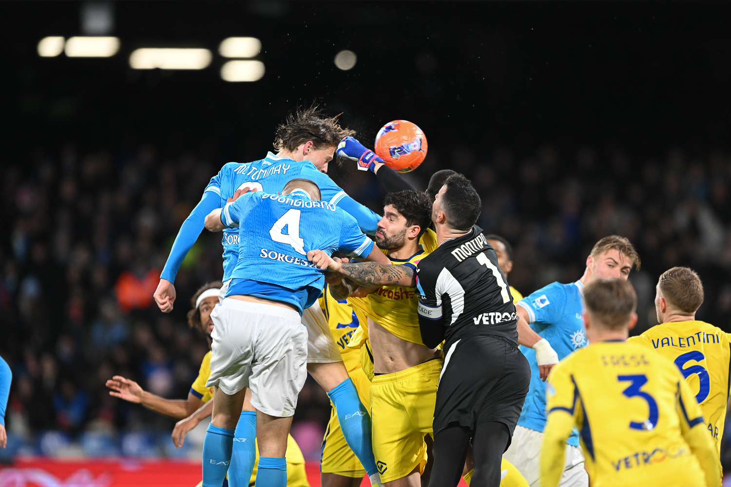 Napoli - Hellas Verona 2 - 2-3803