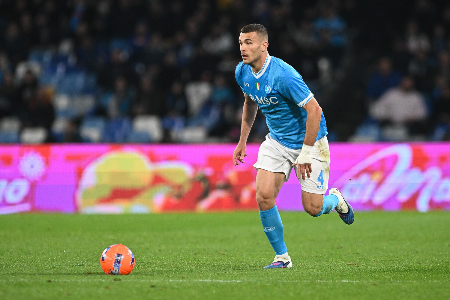 Napoli - Parma 0 - 0-3823