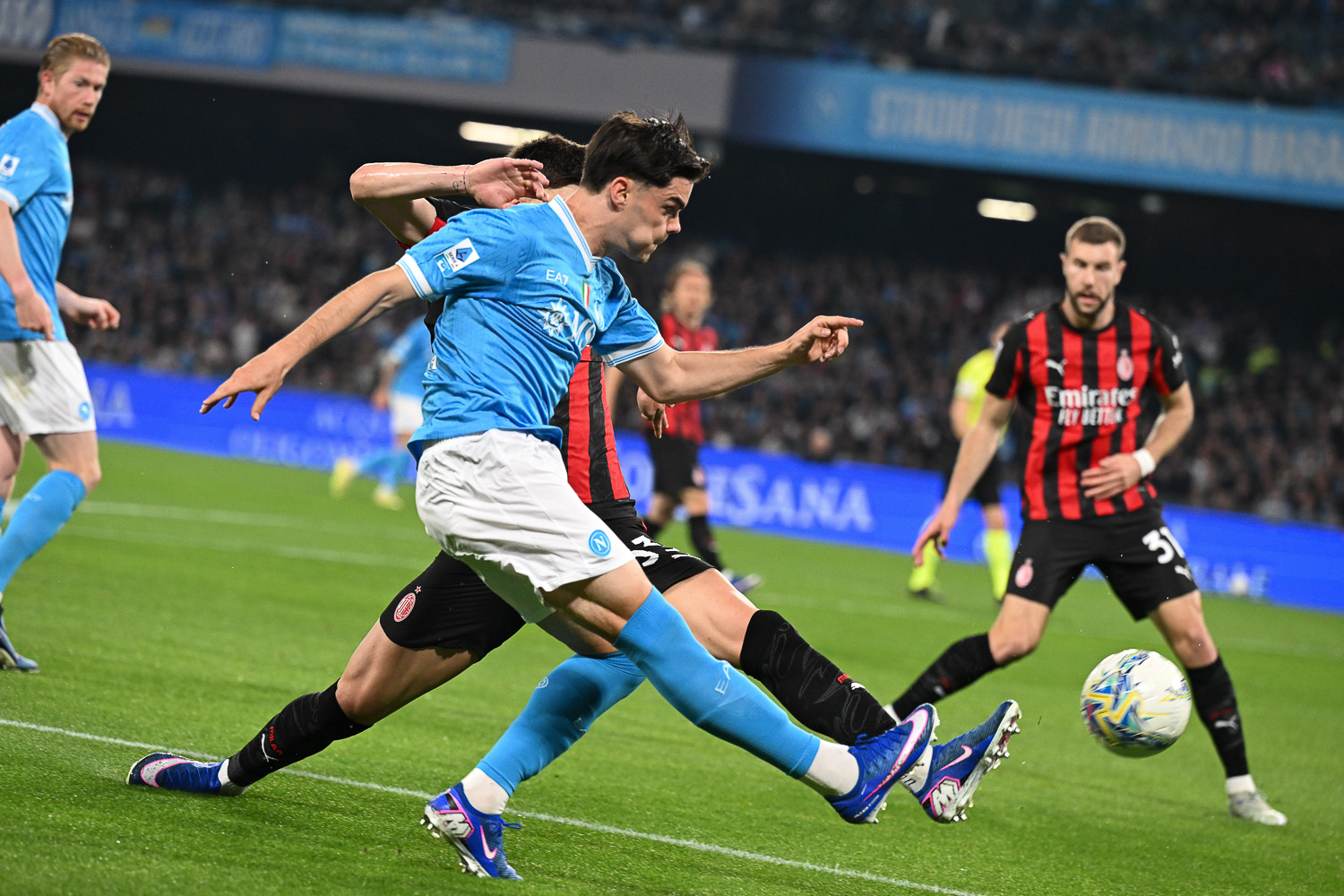 Napoli - Milan 1 - 0-3984