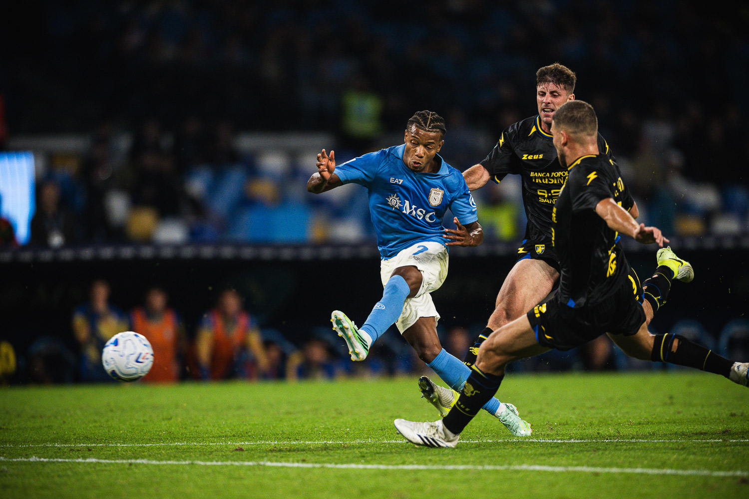 Napoli - Frosinone 3 - 0-4296
